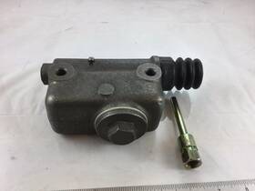 501081500 Aftermarket Forklift Master Cylinder With Push Rod Fits Yale Glc050bc
