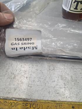 5800566-64 Aftermarket Yale 1563497 Hyster 7004922 Clark Forklift Gas Spring