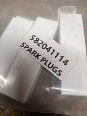 582041114 Aftermarket 801001 Qty 4 Hyster Spark Plugs