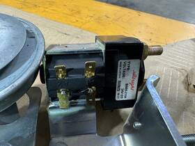 Sw80-2104 Albright 24v Forklift Contactor Good Used