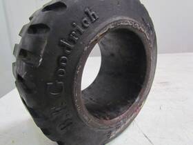 B.f. Goodrich 9-1/2x5x5 9-1/2 Inch X5 Press On Traction Rubber Forklift Tire Wheel
