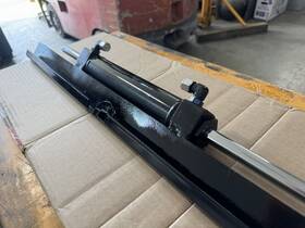 55f-sss-a271 Cascade 6025684 Side Shift Cylinder For 55f-sss-a251 55f-sss-a257