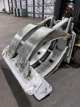 90f-rcp-592 Cascade 72 Inch Paper Tissue Roll Clamp Model