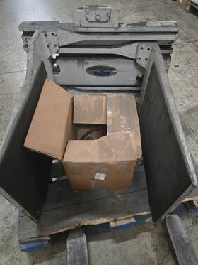 R25-mcr-20a Cascade 2 500lb Carton Clamp Forklift Bale Hydraulic Attachment
