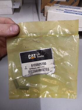 9122805700 Cat Caterpillar Forklift Detent Spring