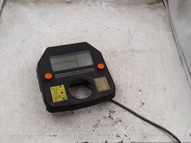 D1-100b Cat Caterpillar Forklift Display Panel 9831 A