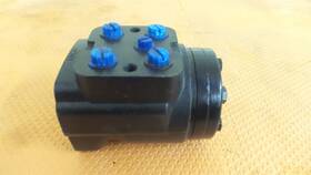 243-4022-002 Char-lynn Steering Control Unit Eaton 243-4022 Hydraulic Pump Valve