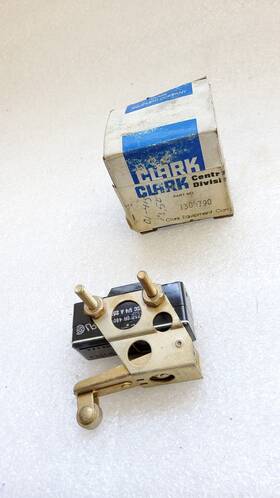 1304790 Clark Nos Equipment Switch