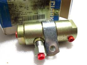 2351790 Clark Forklift Valve Genuine New