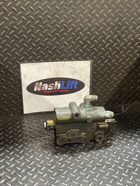 390277 Clark Valve - Hydraulic Standard Fits Good Used Hb1c 100