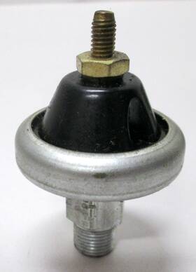 752585 Clark New Old Stock Equipment Oil Pressure Switch - #752585