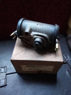 894305 Clark Nos Forklift Wheel Cylinder #