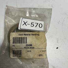 224285 Clark Material Oil Seal X-570