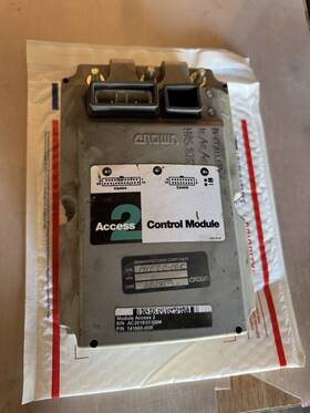141660-00r Crown 121611-00r Forklift Access 2 Control Module