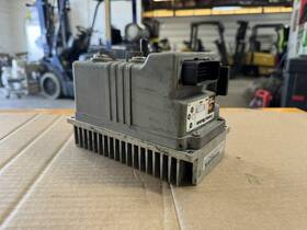 135806-100 Crown 135806 Forklift Hydraulic Controller Good Used