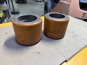 083587-201 Crown Oem 2pc Poly Load Wheel 5 Inch X 4.125 3.149 Compound 201