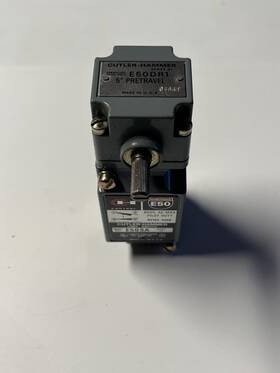 E50ar1 Cutler-hammer New Front Mount Limit Switch #e50ar1