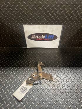 A211312 Daewoo Latch - Mtg Plate As Fits Good Used Hbu1 158