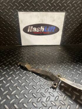 A212200 Daewoo Plate - Inching Spring Fits Good Used Hbu1 158