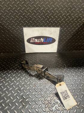 A212277 Daewoo Lever Assembly Fits Good Used Hbu1 165