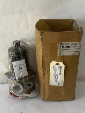 K040812 Donaldson Hydraulic Filter Assembly Nib