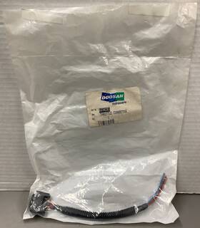 A334151 Doosan Throttle Connector B622