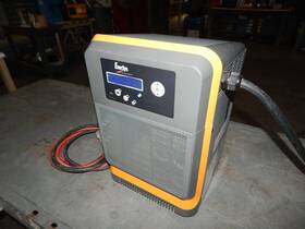 E13-hl Ener Sys 4y Forklift Battery System 24 36 48v 1000/1000/750 Ah M6856
