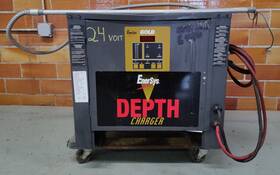 D3g-12-750 Enersys Gold Depth Charger Forklift Battery 24dcv 3 Ph 120dca