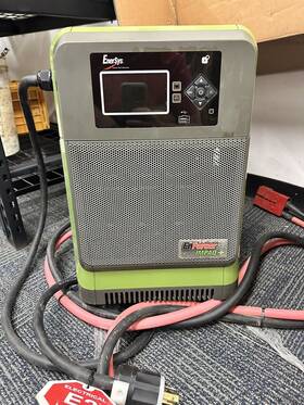 Eip3-in-4yoc6 Enersys Forklift Battery Charger Model Eip3-in-4y In Good Condition Free Ship