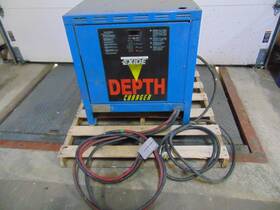 D3e-18-950e Exide Depth Forklift Battery Charger 36 Volt 18 Cell 950 Ah 152 Amp 3 Phase