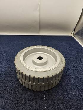 C2503120253 Exmile 230x100 Scissor Lift Tire And Rim Keyed Bore For Forklift