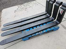 Germany 9200x24 2 Telehandler Forks 6 Inch X 72 2-3/8 Pin Shaft Mount 18 400 Lb For Genie Jlg