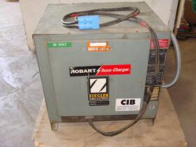 600c3-18 Hobart Accu-charger Forklift Battery Charger 36 Vdc 3 Ph