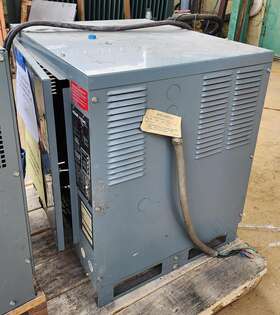 880c3-24 Hobart Industrial 48 Volt Lead Acid Forklift Battery Charger