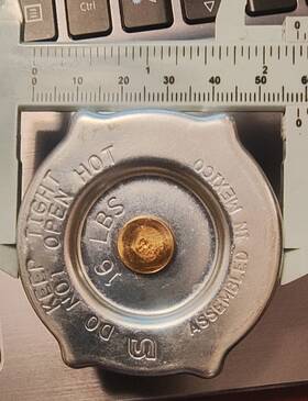 0178899 Hyster For Radiator Cap