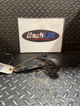 1302248 Hyster Bracket - Engine Mount Fits Good Used Hbu1 157