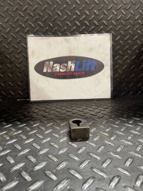 1305722 Hyster Bracket Fits Good Used Hbu1 142