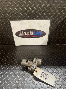 1315494 Hyster Relief Valve Fits Good Used Hbu1 154