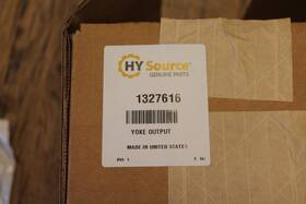1327616 Hyster New Oem Yoke Output