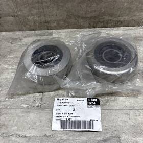 1333649 Hyster Lot Of 2 Oem Load Roller / Mast Assembly New