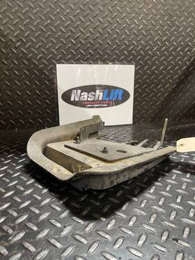 1351591 Hyster Cover Fits Good Used Hbu1 177