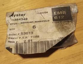 1384349 Hyster Stud - Manifold Qty 6