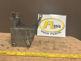 1384577 Hyster Bracket