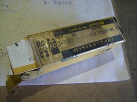 147223 Hyster Pin