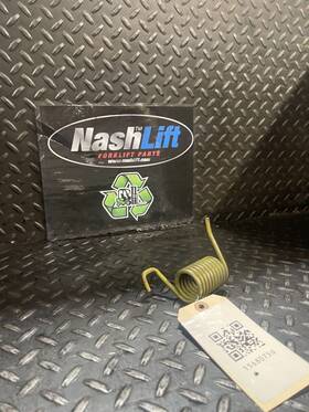 1568075 Hyster Spring Rh Fits Good Used Hbu1 152