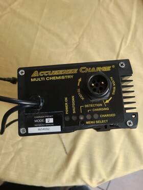 582061673 Hyster Yale Pallet Jack Charger