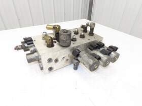 E60z-33 Hyster 8530551 Hydraulic Manifold Block From Forklift