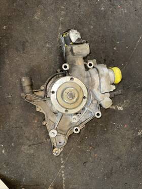 Sk-18240415cn Intrupa 4137233 Water Pump Fits