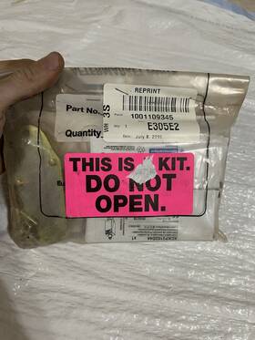 1001109345 Jlg Service Kit Es Php Switch New In Package