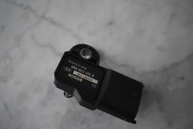 Sk-04240414cn Jlg 7027976 Sensor T Map Fits 260 230 099 Oem Bosch